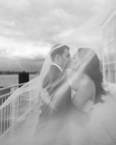Bride and groom at the lighthouse Varanda