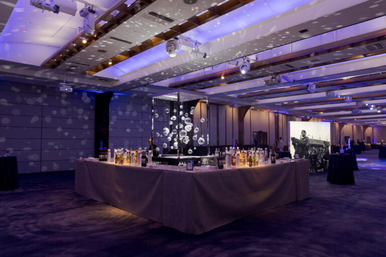 FIDF Gala at Pier Sixty Bar Close Up