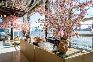 Spring-flowers-at-Big-Brothers-Big-Sisters-Gala-at-The-Lighthouse-The-Pier-Sixty-Collection